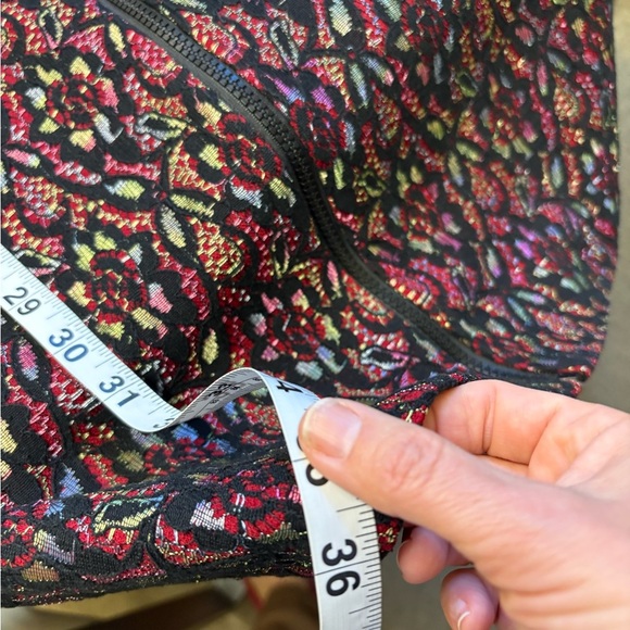 Jax Black & Red printed bodycon Dress w Cap Sleeves women's size XS - Picture 7 of 10